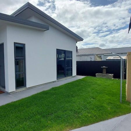 Sleek Suite By The Sand 1-Bedroom Dunedin Exterior foto